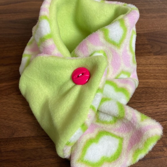 The Miami Nice Collection: Heather Bailey Pocket Book Microfleece - Picture 5 of 9